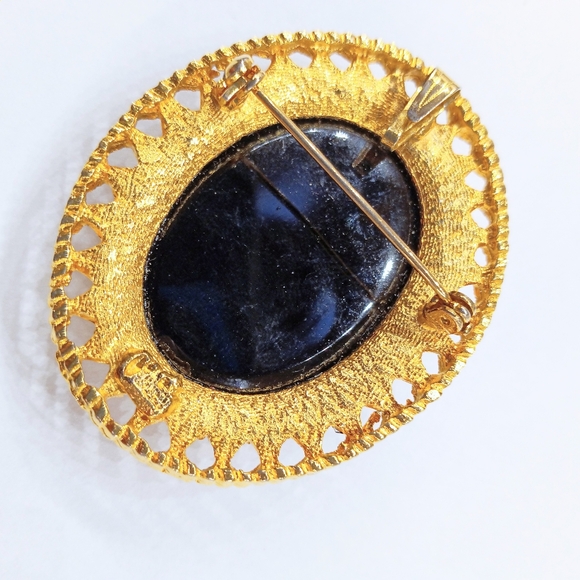 Vintage Celebrity Signed Brooch Bracelet Set - Picture 7 of 10